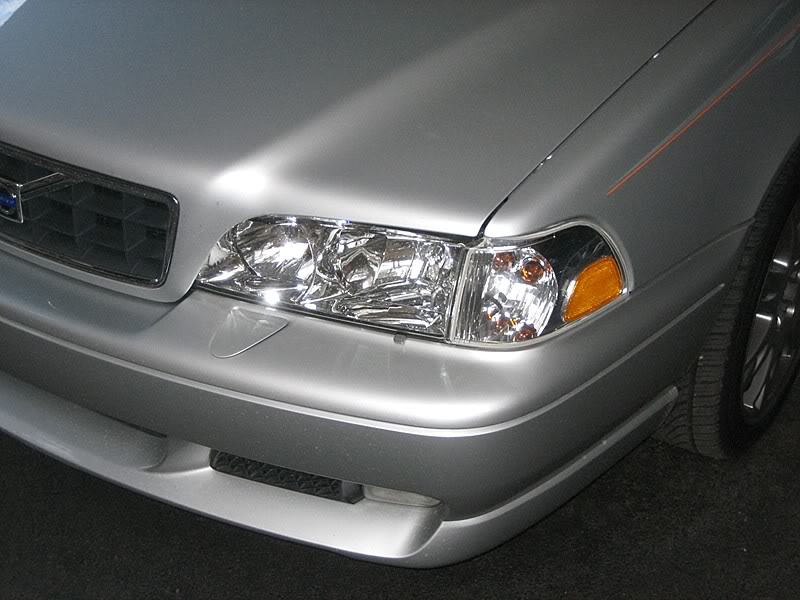 Volvo Headlights