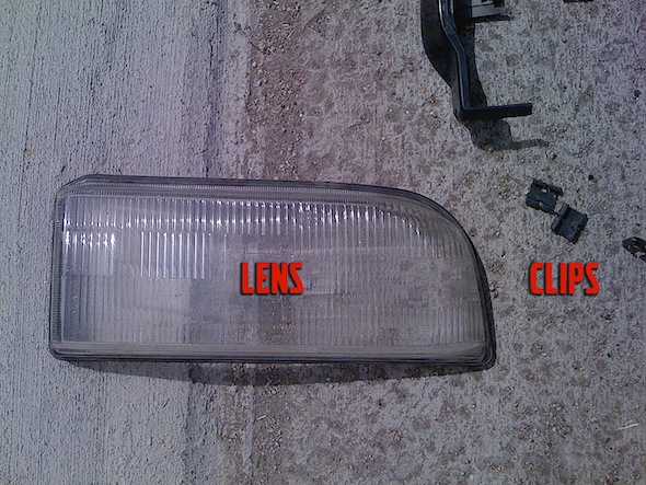 Volvo 850 Headlight Lens and Clips
