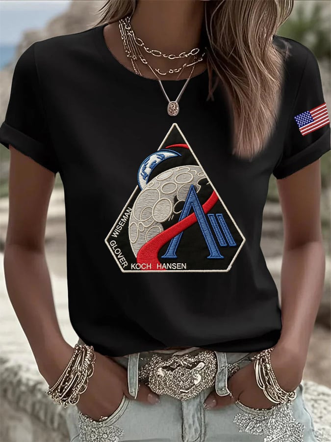 Artemis II Logo Graphic T-Shirt American Flag Artemis 2 Mission Merch Best Gift For Mother