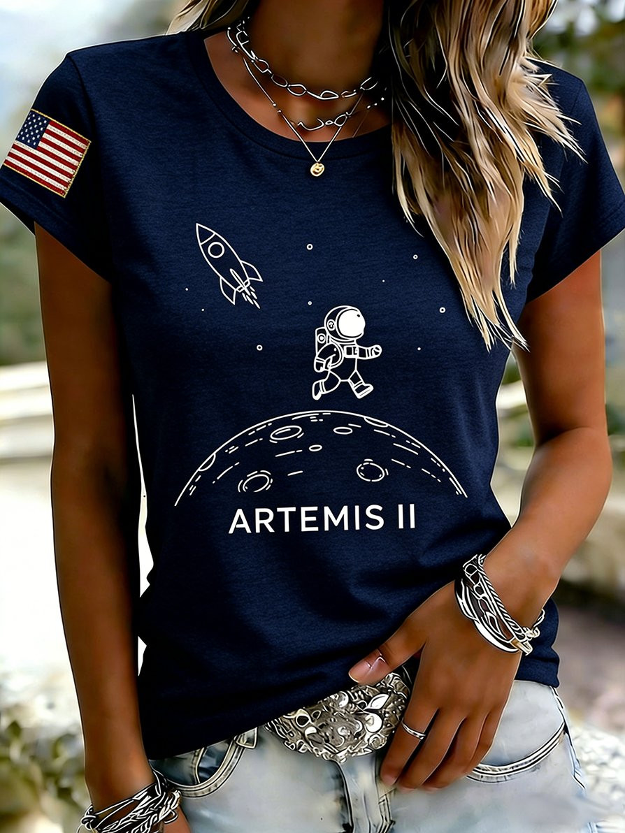 Artemis II NASA 2026 T-Shirt Mission To The Moon Clothing Astronomy Fan Gift