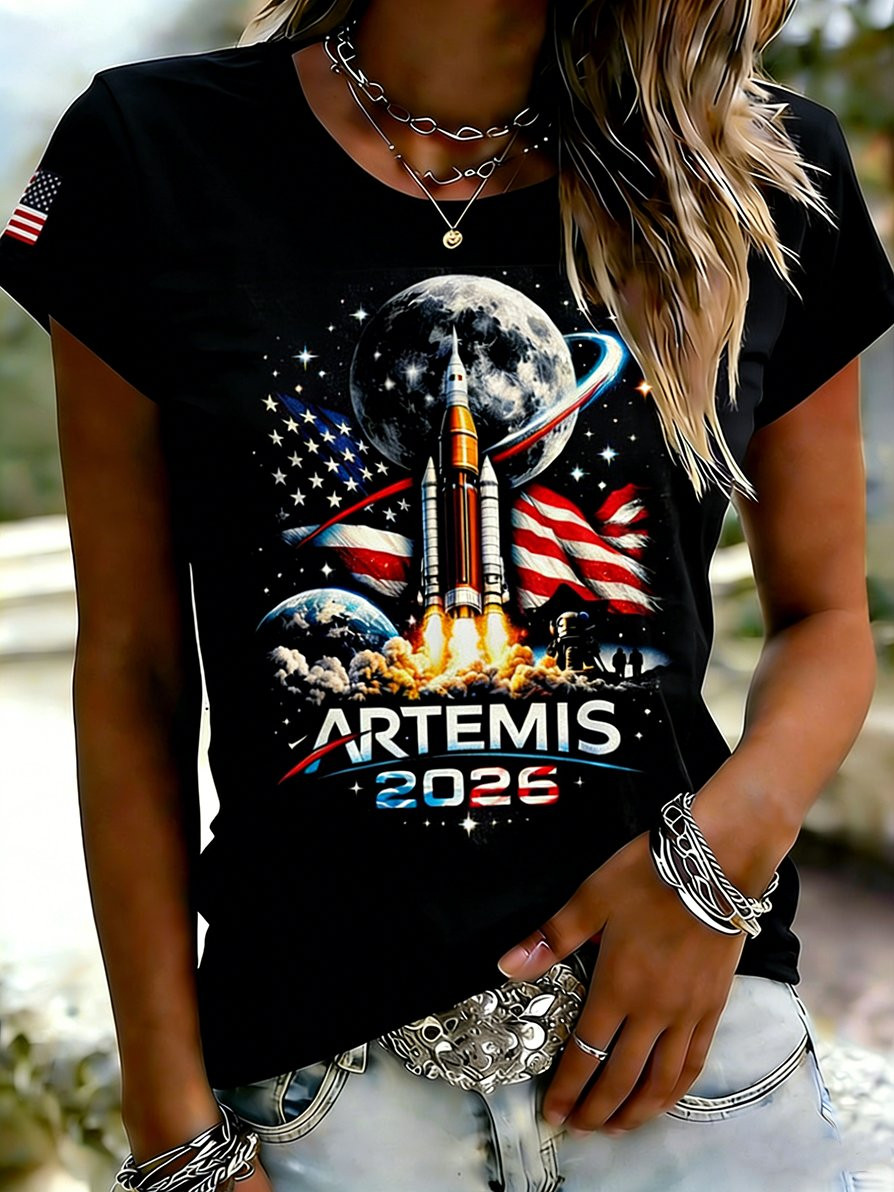 Artemis II Space 2026 Space Enthusiast T-Shirt NASA Artemis Logo Tee Present For Mother