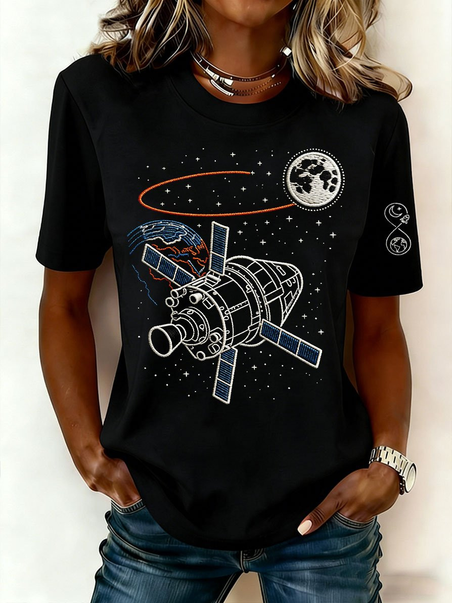 Artemis II Space Mission T-Shirt Artemis 2 Mission Apparel Present For Astromony Students