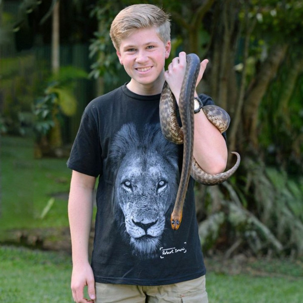 Australia Zoo Robert Irwin Merch Robert Irwin Lion Face T-Shirt Gifts For Son