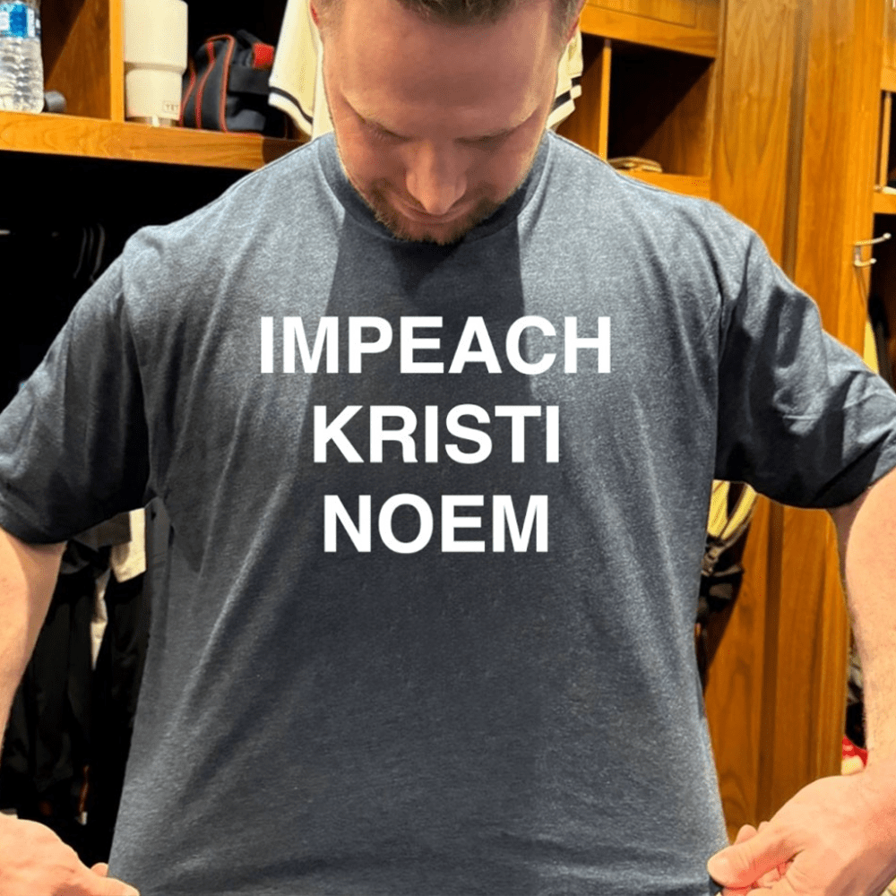 Impeach Kristi Noem T-Shirt Birthday Presents For Grandfather