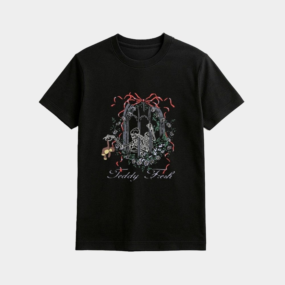 Teddy Fresh Skeleton Gothic Window Graphic Shirt Birthday Presents For Boyfriend