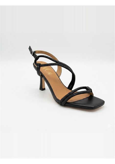 Sandalo in ecopelle Ovyè | Scarpe | GGGD459NR