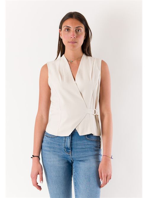 gilet con cinturina e fibbia PE26281 MESANGE | PE26281PANNA