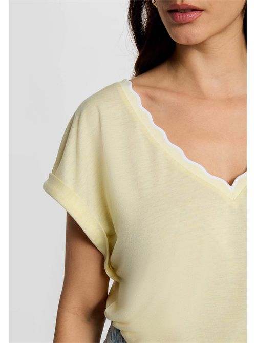 T-shirt con scollo ondulato DIANA MORGAN DE TOI | DIANAJAUNE PASTEL