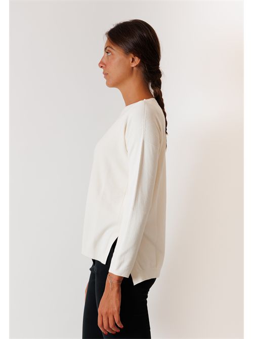 Pullover, maglia fine, scollo ampio e  linea dritta 3M0800 KONTATTO | 3M0800CAVORIO