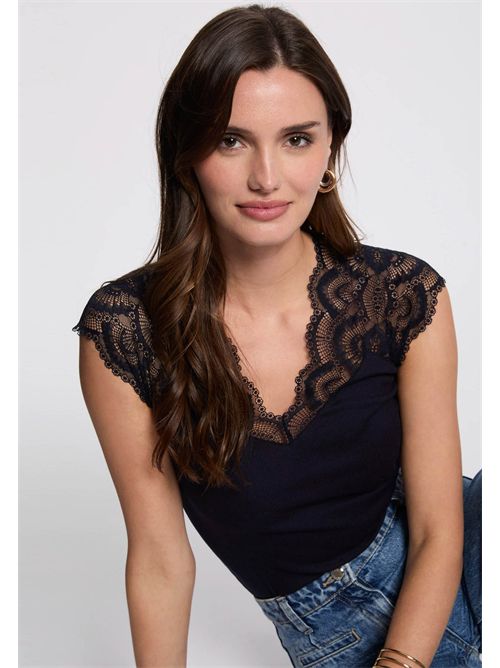 Top with lace inserts and V-neck DELI MORGAN DE TOI | DELIBLEU MARINE