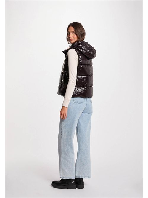 Gilet imbottito donna nero effetto lucido con cappuccio GMODON - TAGLIE FRANCESI MORGAN DE TOI | GMODONNOIR