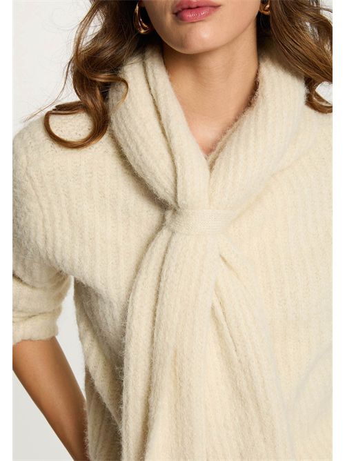 Pullover effetto peluche, con sciarpa integrata MACHA MORGAN DE TOI | MACHAIVOIRE