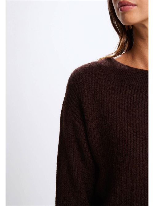 Sweater with a round neckline and wide sleeves MREIN MORGAN DE TOI | MREINEMARRON FONCÉ
