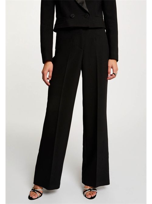  MORGAN DE TOI | PJOEN.FNOIR