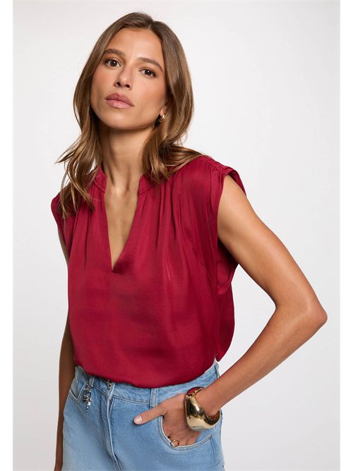  MORGAN DE TOI | OROOVERUMBA RED