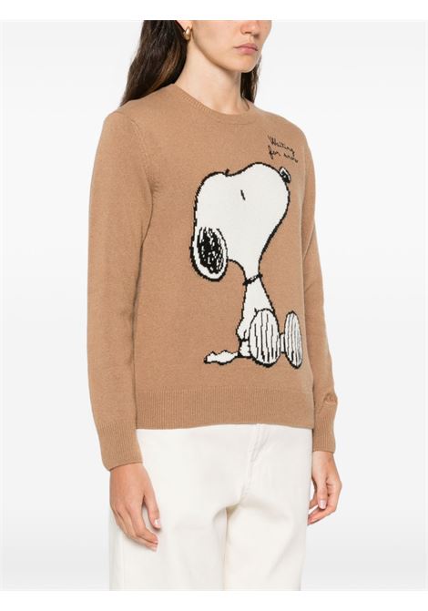  MC2 | NEW QUEEN-SNOOPY WAITING SNOW19 EMB