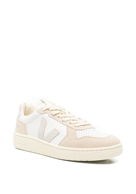 V82 Sneakers in White/Beige VEJA | VE3321696BWHITE_NATURAL_ALMOND