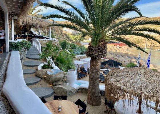 Jackie O' Beach Club & Restaurant