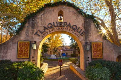 Tlaquepaque Arts & Shopping Village