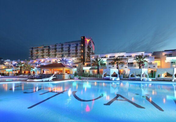 Ushuaïa Ibiza Beach Hotel