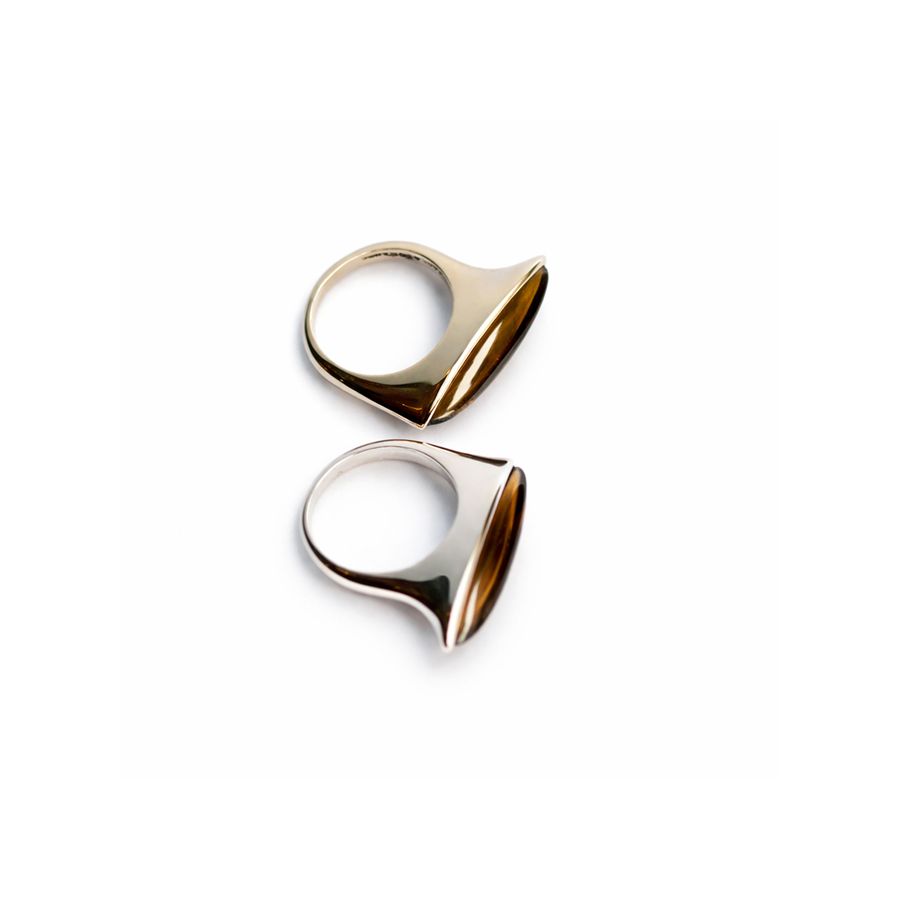 Cognac-colored quartz shuttle ring AURUM | AN1 NAV ARG-QRZO COGNAC