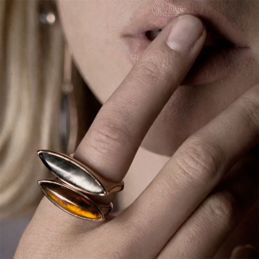 Bronze ring with a cognac-colored pendant AURUM | AN1 NAV BROQRZ COGNAC