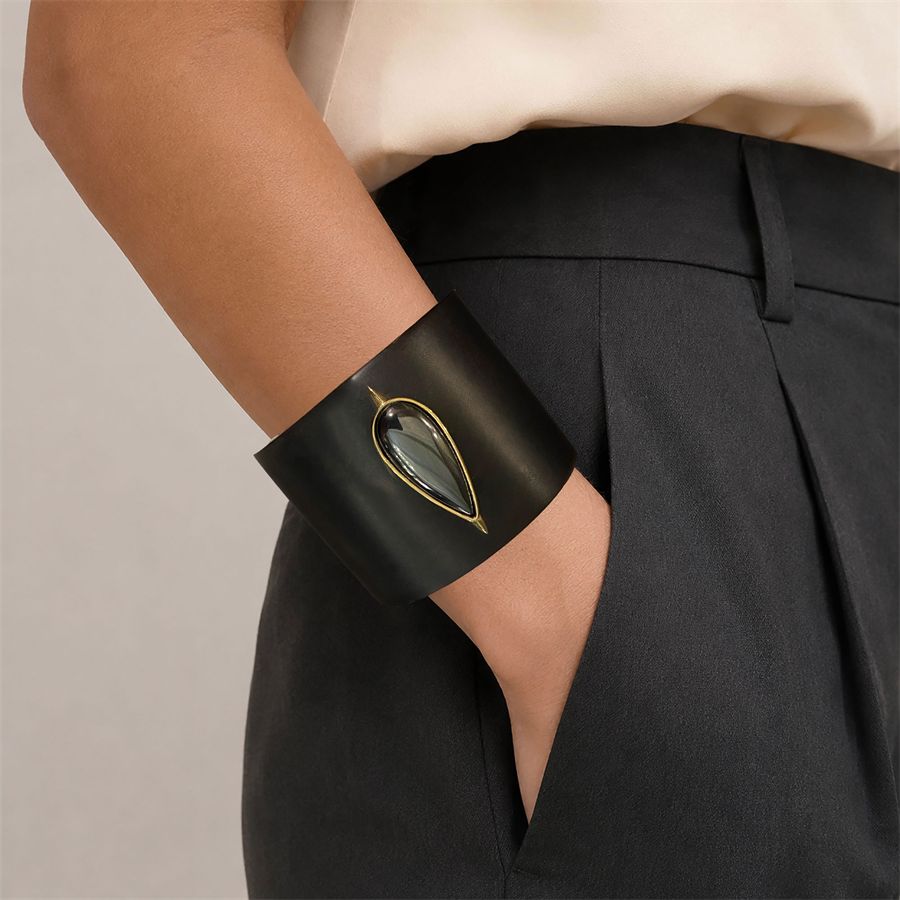Bracciale in ebano con goccia in ematite Totem | BR EBGOCCIA