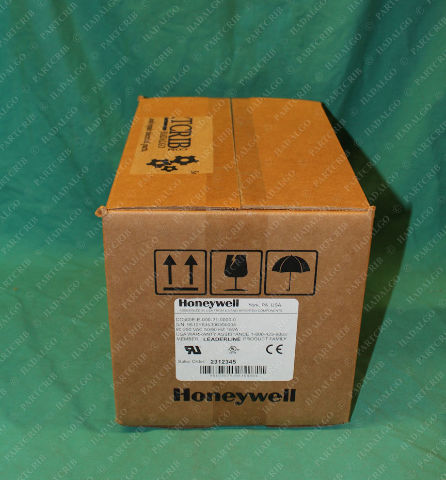 Honeywell, DC300E-E-000-21-0000-0, UDC3000 VERSA PRO Temperature Controller Control DIgital