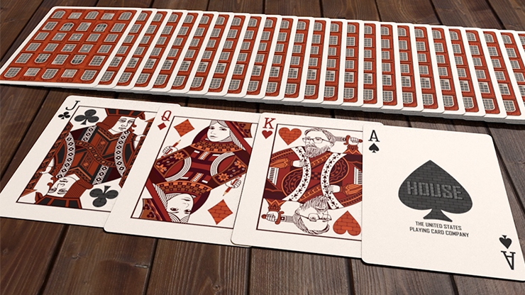 Домик из игровых карт. Селфи с картами игральными. House playing cards. Игральные карты. Фон карты игральные.