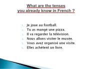 Je joue au football.