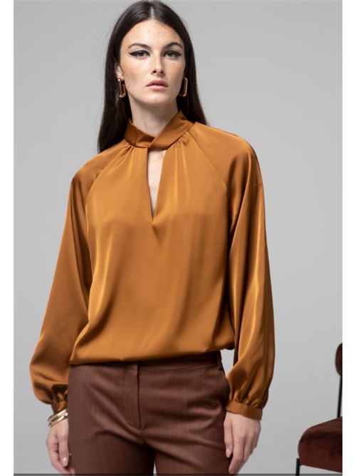 Blusa mezzo collo c/manica raglan HANITA | H.M3110.4456-CUO