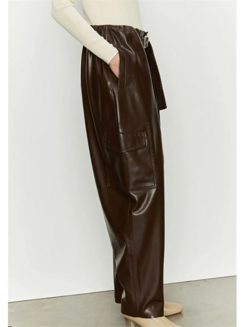  ISABELLE BLANCHE | P046-T005-378