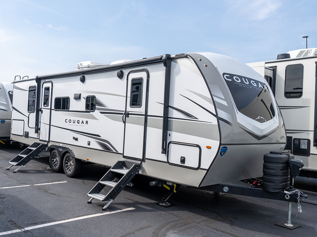 Rv Campers In Deze Camper Kun Je Een Auto Kwijt TopGear Nederland