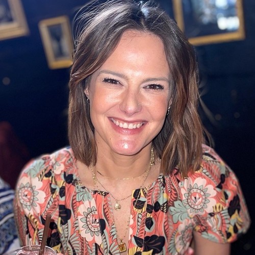 Jenise Norgaard-McGarry - Precision Cutter & Color Specialist Jenise Norgaard-McGarry