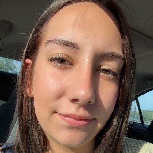 Olivia May - Nail Tech Olivia May