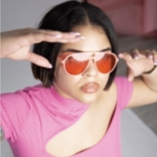 Lovelace Glammpop - Short Hair & Color Specialist Lovelace Glammpop