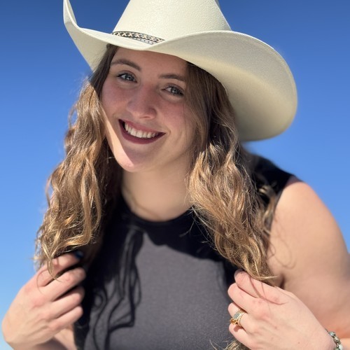 Cut By Kenzie Luxury Hair Studio