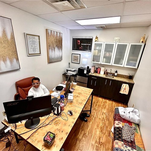 YC'S TECHNOLOGY SERVICES