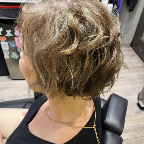 Beth Honeycutt Hair Stylist, Lake Boone Raleigh, North Carolina