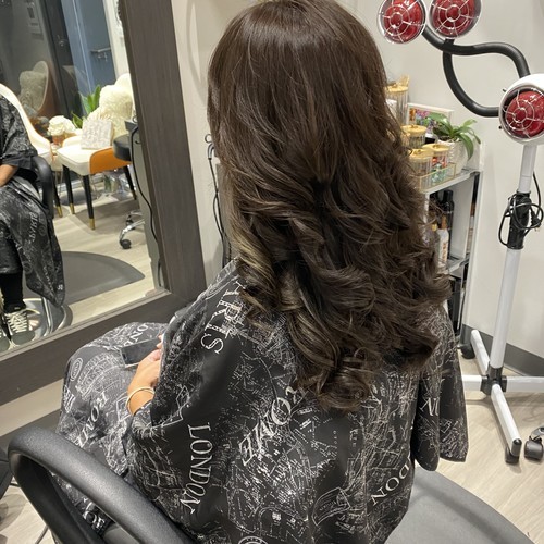 Thuy Vo Hair Stylist, West Alexandria Alexandria, Virginia