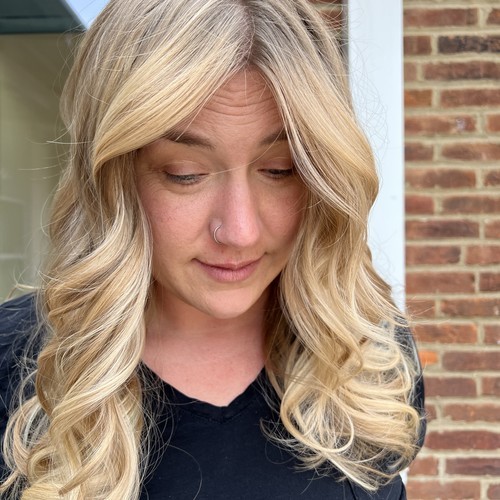 Allison Hunter Hair Stylist, Clayton Clayton, Missouri