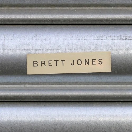 Brett Jones