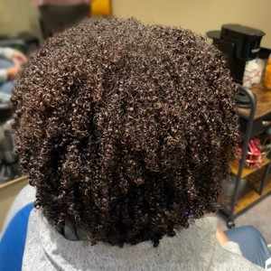 Facetune 02 09 2025 10 53 54