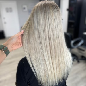 Facetune 10 07 2024 16 08 26