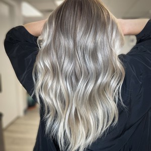 Facetune 08 11 2024 10 03 41