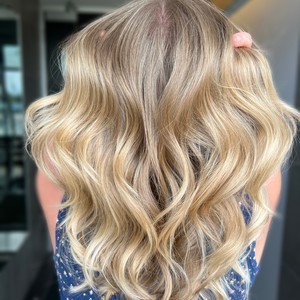 Facetune 08 07 2024 21 58 17