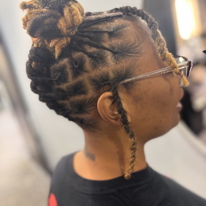 343631ef b17d 408d b297 cfedd5556419