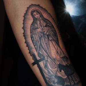 6b9bd464 c477 4873 bb76 6320395a61ab