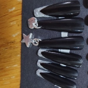 6c5dcc05 c860 49df b1a5 6facf32ef7da