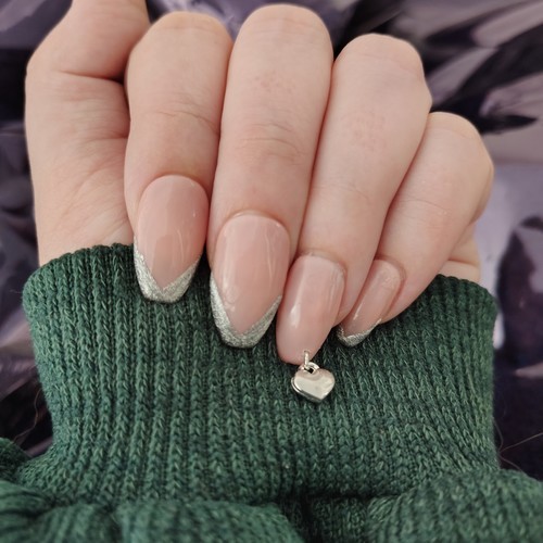 Pierced og nude sweater 4piercings 2charms 1design